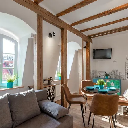Retro House - Stayinwroclaw Breslau